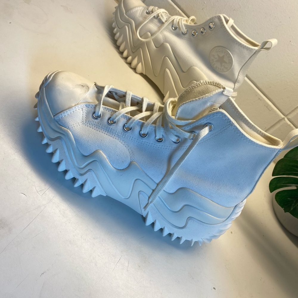 Nice shoes!! - Picture 7 of 10
